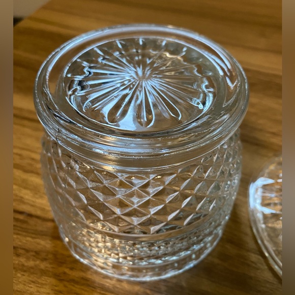 Vintage glass candy dish - Picture 3 of 4